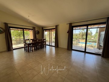 190399-detached-villa-for-sale-in-secret-vall