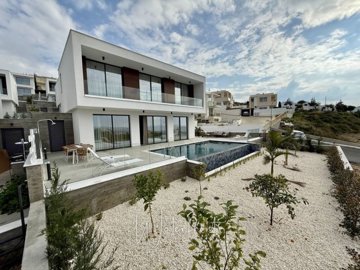 195944-detached-villa-for-sale-in-chlorakaful
