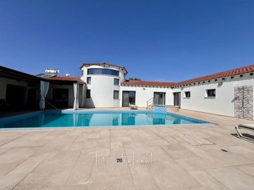 183244-detached-villa-for-sale-in-sea-caves-s
