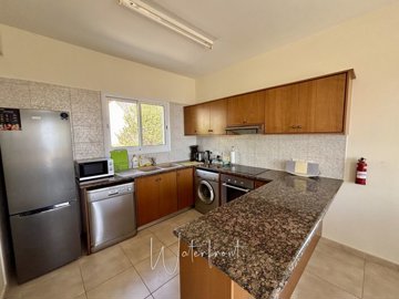 197094-detached-villa-for-sale-in-peyiafull