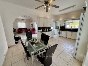 197460-detached-villa-for-sale-in-sea-caves-s