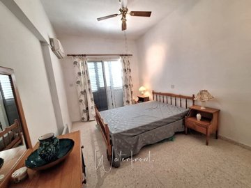197754-bungalow-for-sale-in-chlorakafull