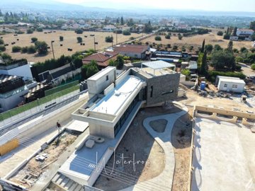 197444-detached-villa-for-sale-in-sea-caves-s
