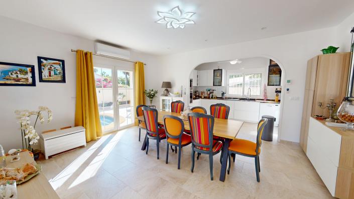 Image No.9-5 Bed House/Villa for sale