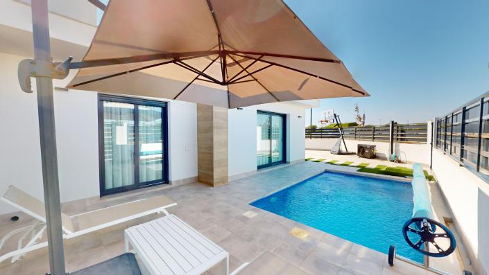 Image No.27-3 Bed Villa for sale