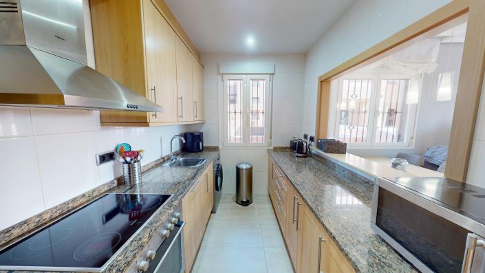 Image No.12-3 Bed Apartment for sale