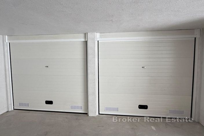 Image No.11-3 Bed Apartment for sale