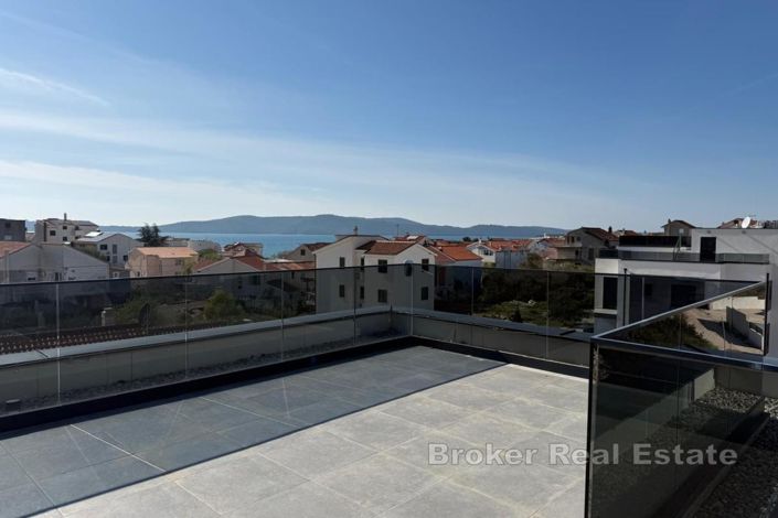 Image No.12-3 Bed Apartment for sale