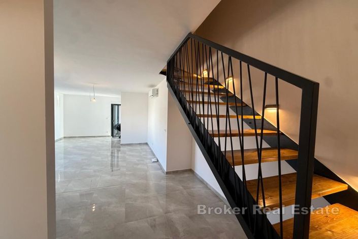 Image No.3-3 Bed Apartment for sale