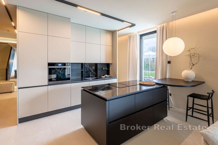 Image No.6-Villa de 4 chambres à vendre à Porec