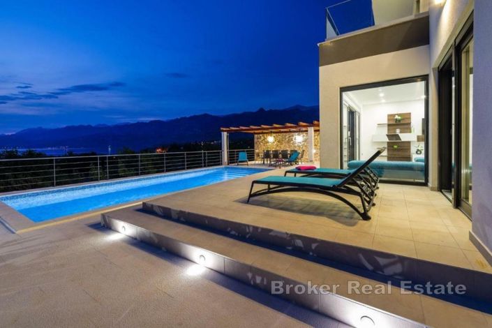 Image No.17-Villa de 4 chambres à vendre à Zadar