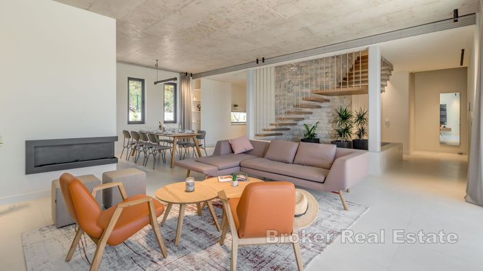 Image No.11-4 Bed Villa for sale