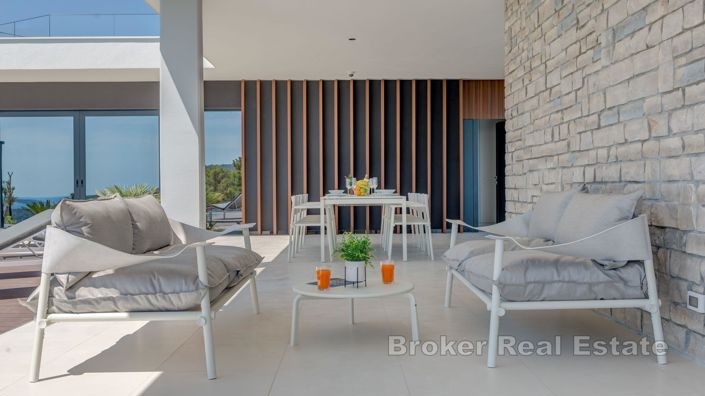 Image No.7-4 Bed Villa for sale