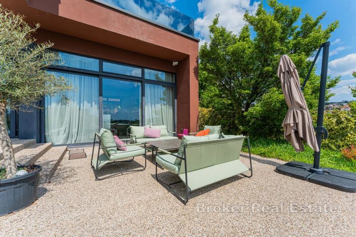 Image No.19-3 Bed Villa for sale