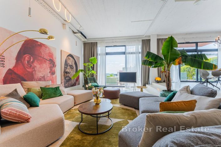 Image No.2-3 Bed Villa for sale