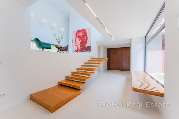 Image No.6-3 Bed Villa for sale