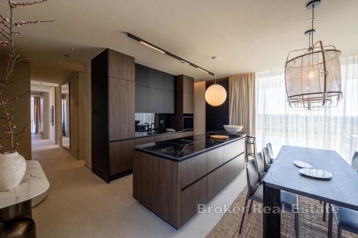 Image No.9-4 Bed Villa for sale