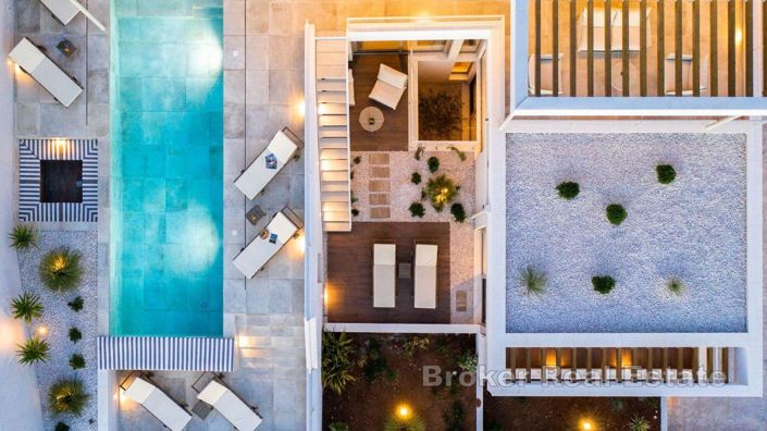 Image No.16-Villa de 4 chambres à vendre à Rogoznica