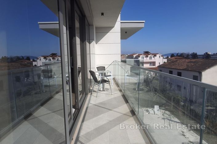 Image No.15-9 Bed Hotel for sale