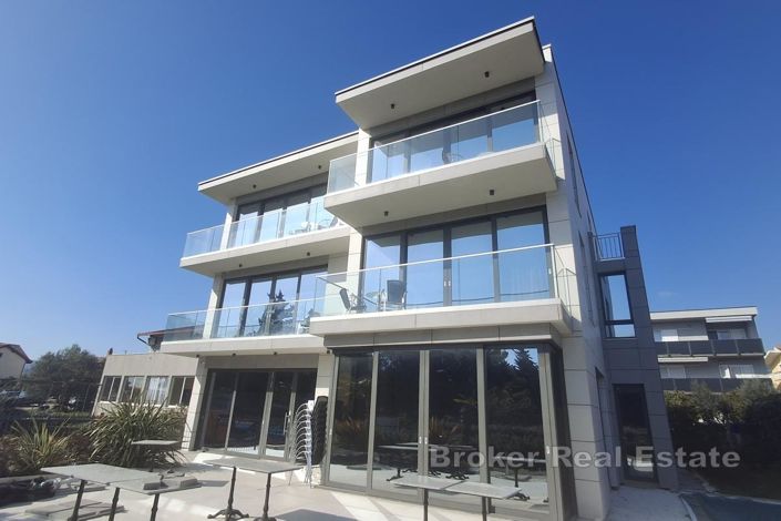 Image No.20-9 Bed Hotel for sale