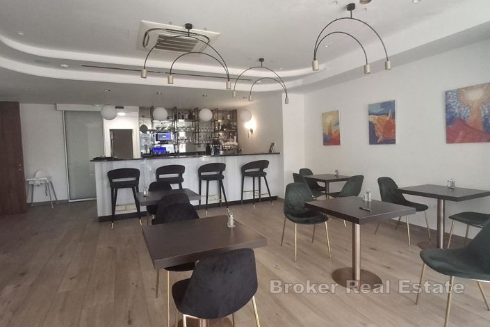 Image No.4-9 Bed Hotel for sale