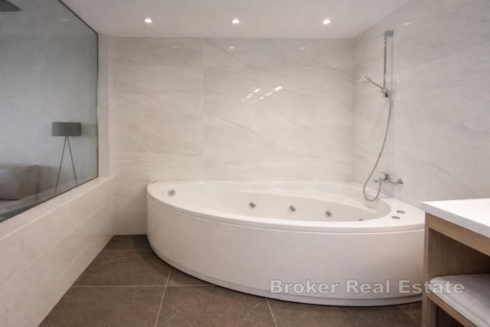 Image No.8-9 Bed Hotel for sale