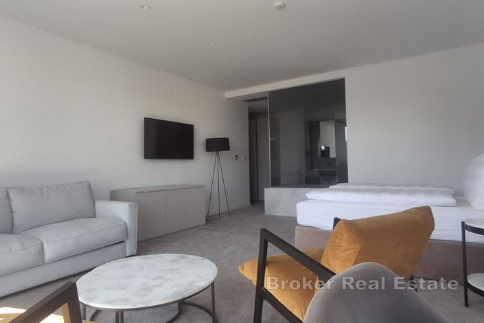 Image No.9-9 Bed Hotel for sale