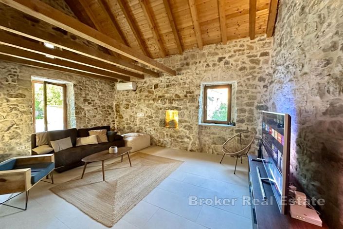 Image No.5-2 Bed Villa for sale