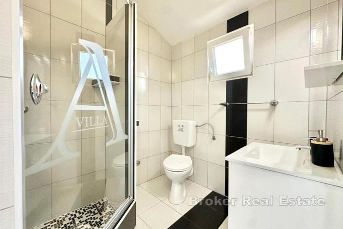 Image No.15-6 Bed Villa for sale