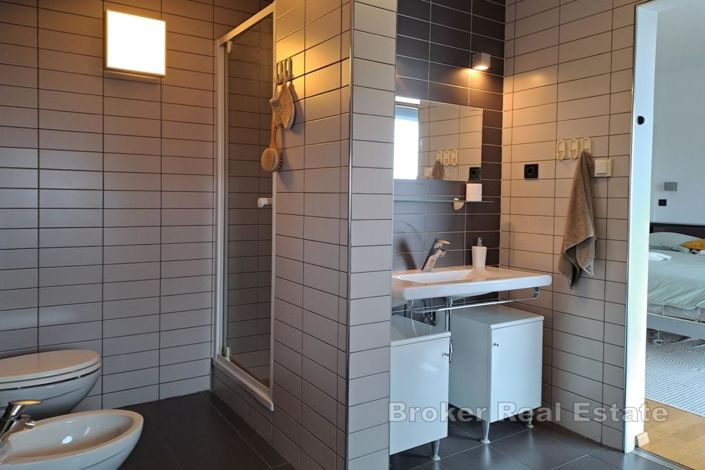 Image No.8-Villa de 6 chambres à vendre à Samobor