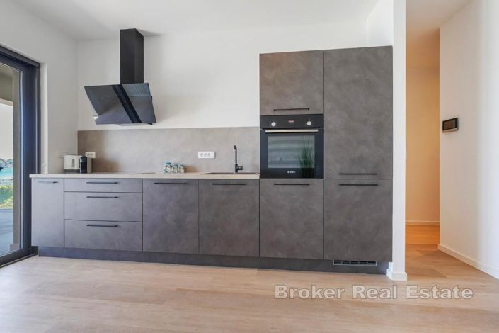 Image No.5-Appartement de 2 chambres à vendre à Trogir