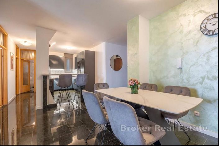 Image No.2-Appartement de 3 chambres à vendre à Split