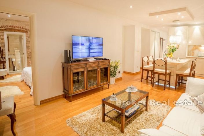 Image No.6-Appartement de 2 chambres à vendre à Split