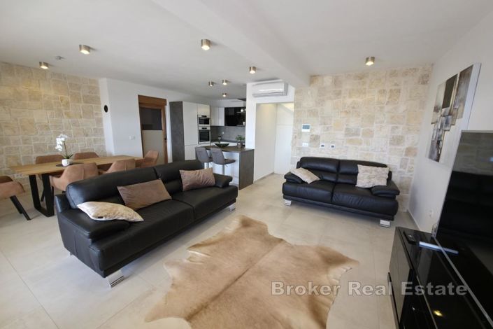 Image No.7-3 Bed Villa for sale