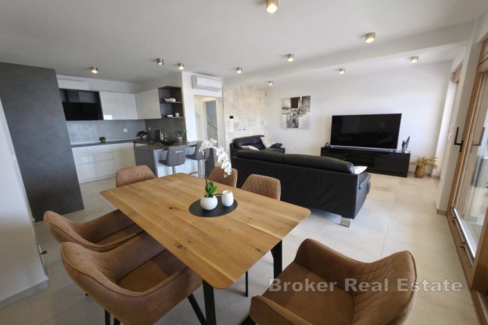 Image No.8-3 Bed Villa for sale