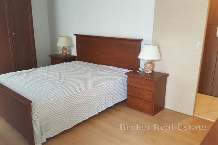 Image No.9-6 Bed Villa for sale