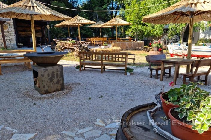 Image No.3-Commercial de 8 chambres à vendre à Vodice