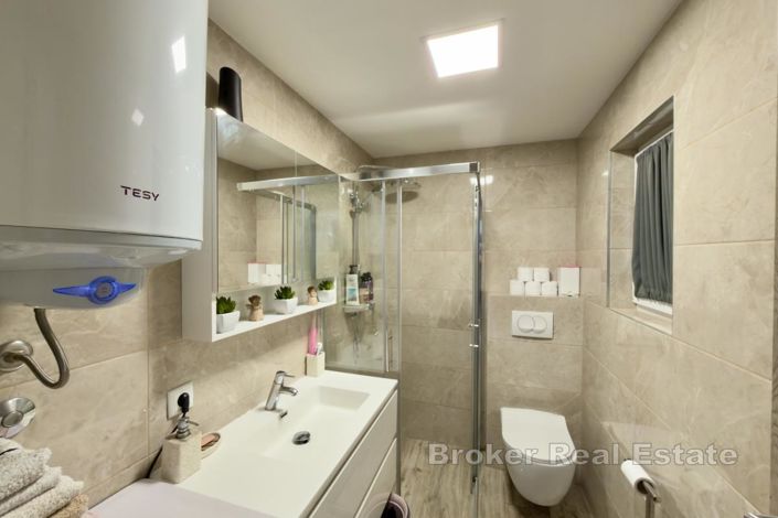 Image No.6-Villa de 7 chambres à vendre à Makarska