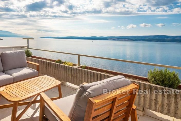 Image No.4-Villa de 5 chambres à vendre à Omiš