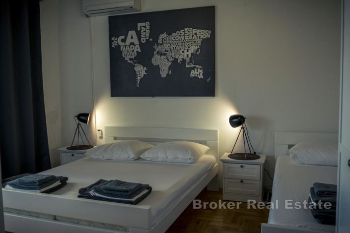 Image No.5-6 Bed Villa for sale