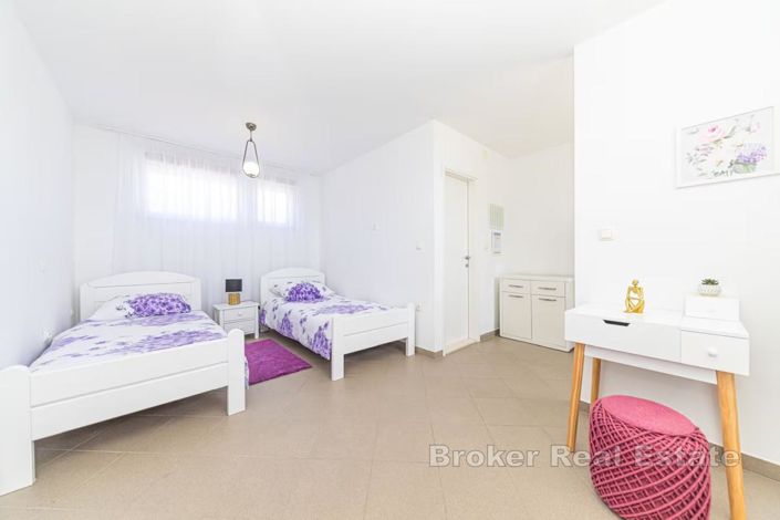 Image No.16-5 Bed Villa for sale