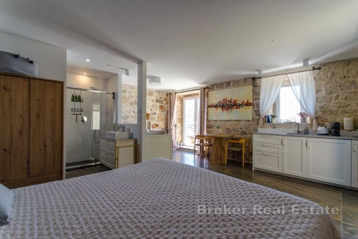 Image No.17-7 Bed Villa for sale