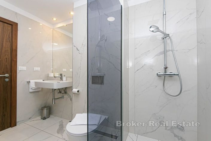 Image No.5-Appartement de 3 chambres à vendre à Makarska