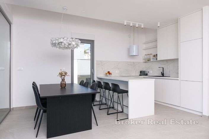 Image No.7-4 Bed Apartment for sale