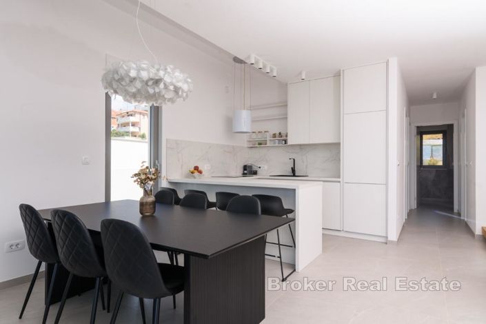 Image No.8-4 Bed Apartment for sale