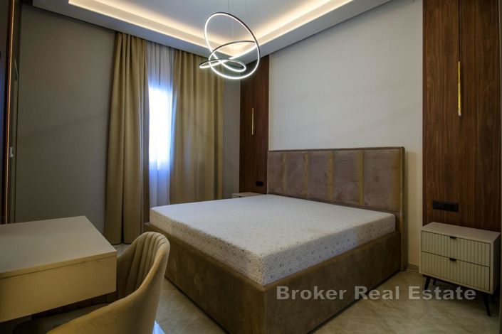 Image No.18-Villa de 6 chambres à vendre à Rogoznica