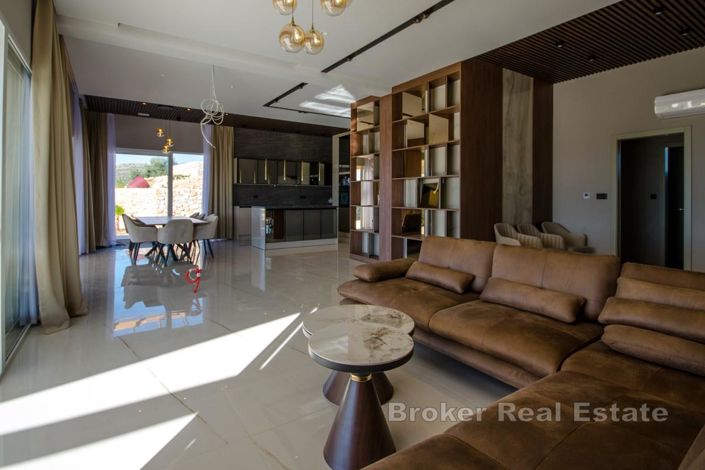 Image No.3-Villa de 6 chambres à vendre à Rogoznica