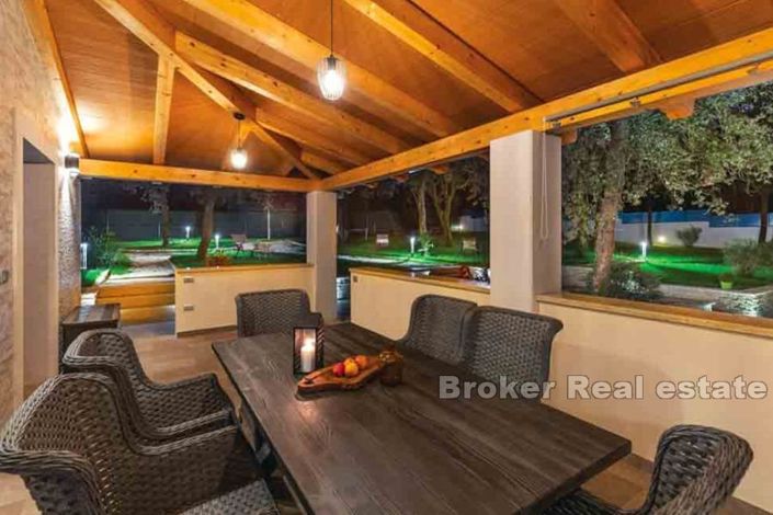 Image No.17-2 Bed Villa for sale