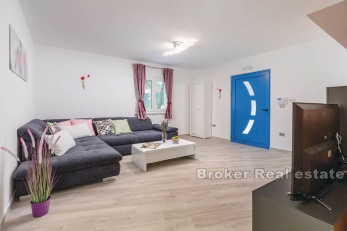 Image No.3-2 Bed Villa for sale