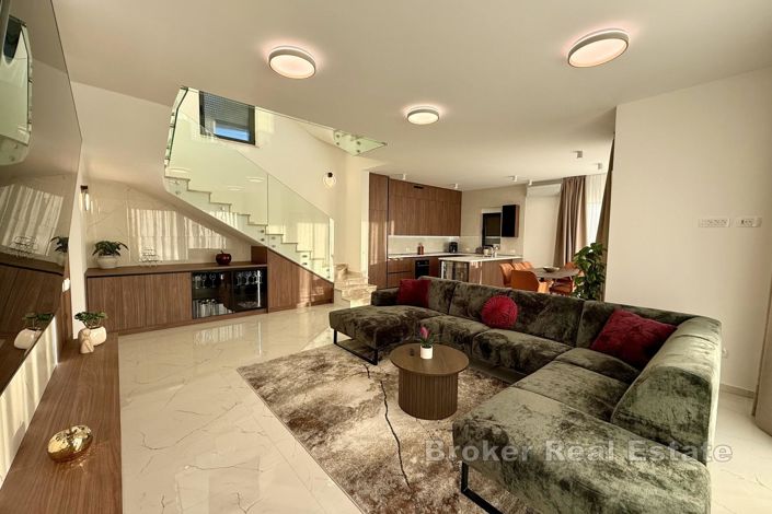 Image No.4-Villa de 3 chambres à vendre à Rogoznica